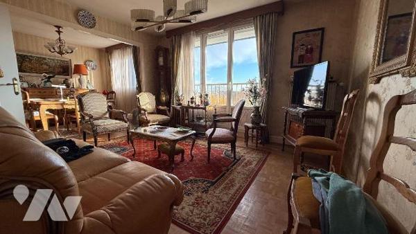 A vendre - Châlons-en-Champagne, secteur Palais des Sports Pierre de Coubertin - Appartement T4...