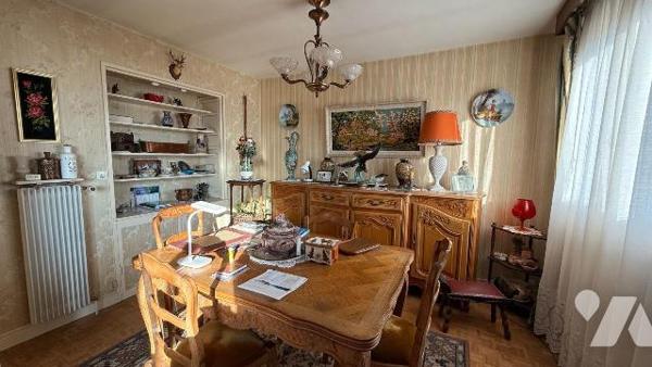 A vendre - Châlons-en-Champagne, secteur Palais des Sports Pierre de Coubertin - Appartement T4...