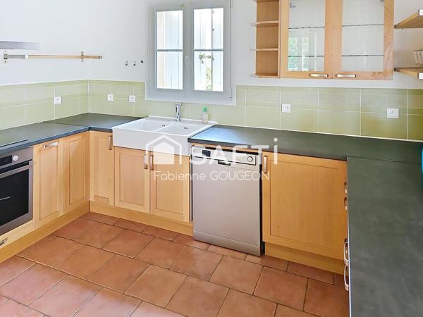 Maison familiale récente avec vue imprenable ,sur l'abbaye