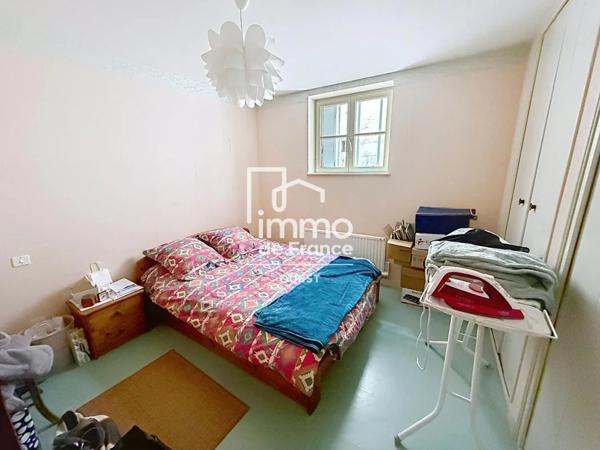 Immeuble à vendre à Mayenne (53100)