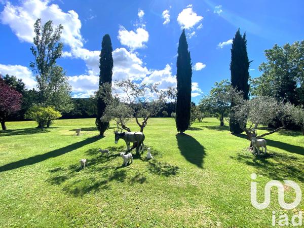 Maison à vendre 9 pièces 335 m² L'Isle-sur-la-Sorgue
