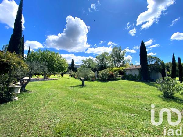Maison à vendre 9 pièces 335 m² L'Isle-sur-la-Sorgue