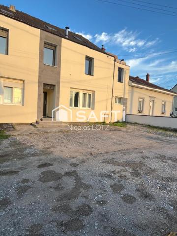 Immeuble 350 m²  L'HOPITAL