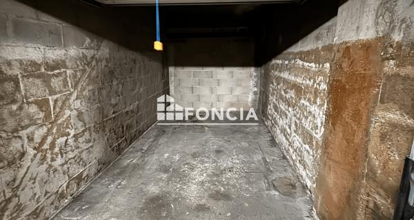 À vendre Parking 11.5 m² - Paris 75018