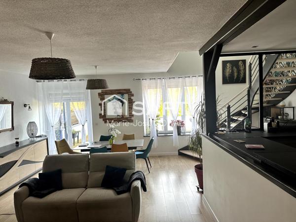 Appartement atypique avec terrasse