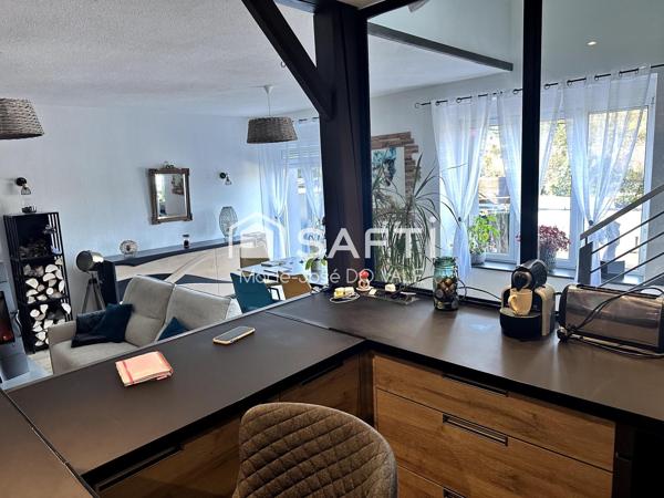 Appartement atypique avec terrasse