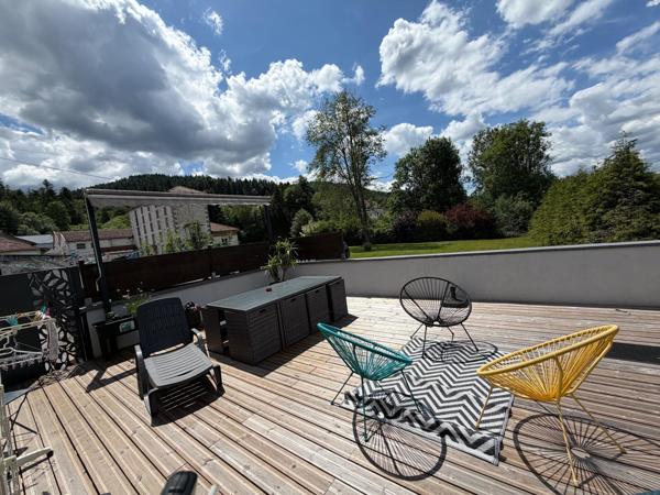 Appartement atypique avec terrasse