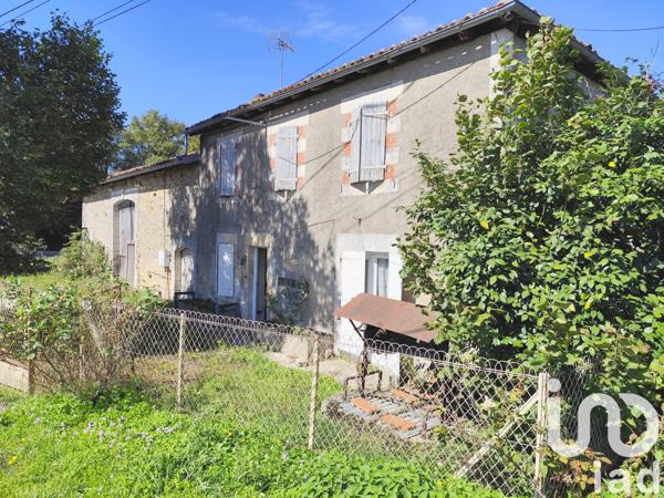 Maison à vendre 5 pièces 84 m² Terres-de-Haute-Charente