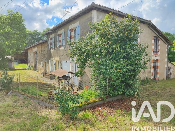 Maison à vendre 5 pièces 84 m² Terres-de-Haute-Charente