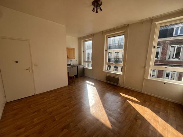 A LOUER : T1 à LILLE • • 475 € CC • Réf. G667-07