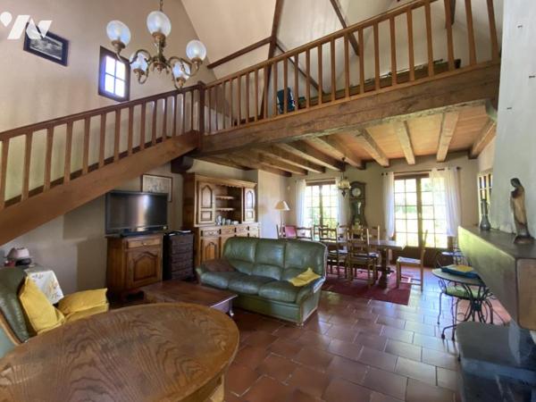 MAISON FAMILIALE 139M² - PARCELLE 730M²