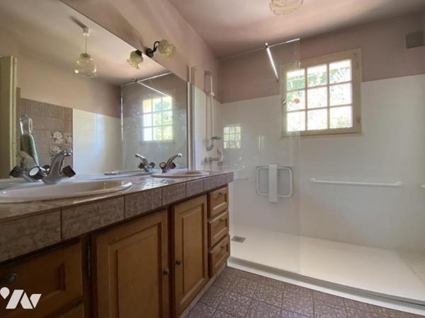 MAISON FAMILIALE 139M² - PARCELLE 730M²