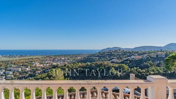 Terrain avec permis purgé – Projet de villa contemporaine vue mer