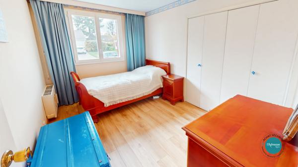 Maison Levitt Gregy au pied du centre commercial de la Verville