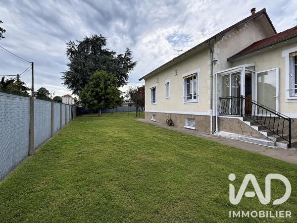 Maison à vendre 7 pièces 129,65 m² Le Mesnil-le-Roi