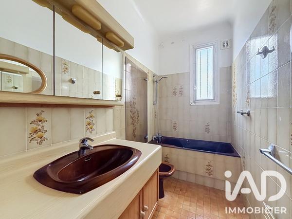 Maison à vendre 7 pièces 129,65 m² Le Mesnil-le-Roi