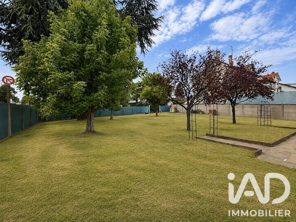 Maison à vendre 7 pièces 129,65 m² Le Mesnil-le-Roi