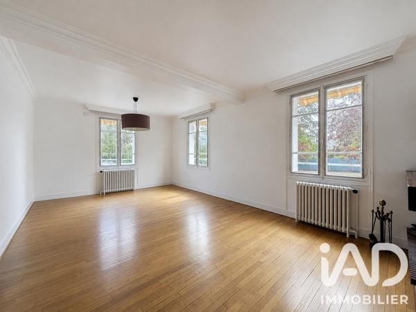 Maison à vendre 7 pièces 129,65 m² Le Mesnil-le-Roi