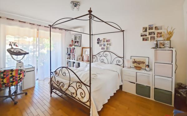 Appartement à vendre    5 pièces • 127 m2 Nice