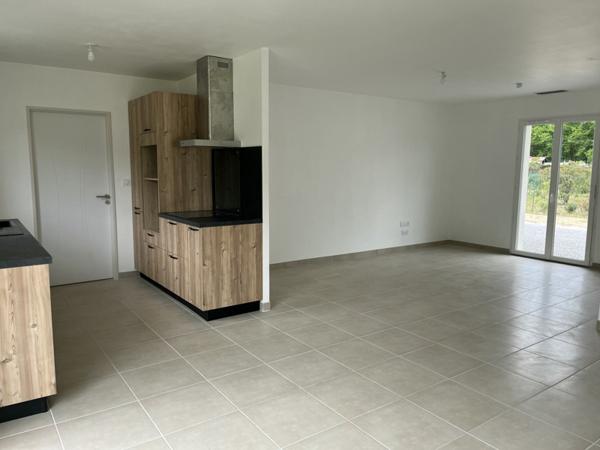 Maison à louer |  ROQUEFORT |  4 pièces | 107 m²