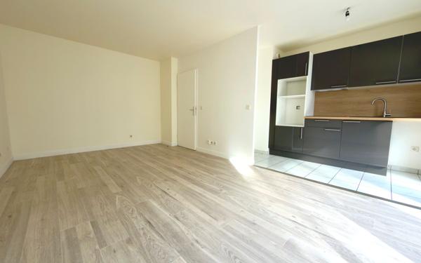 Appartement à vendre    2 pièces • 40,45 m2 Épinay-sur-Seine