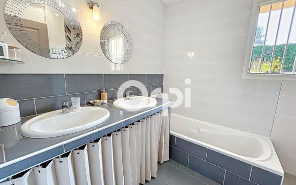 Maison à vendre    4 pièces •  Ussac