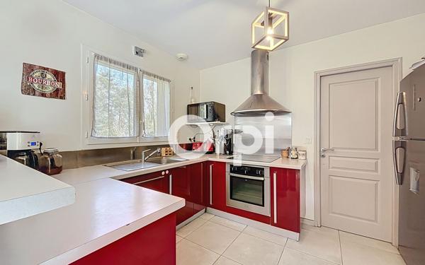 Maison à vendre    4 pièces •  Ussac