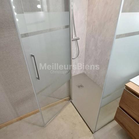 Loft de 115 m² /  mezzanine / garage