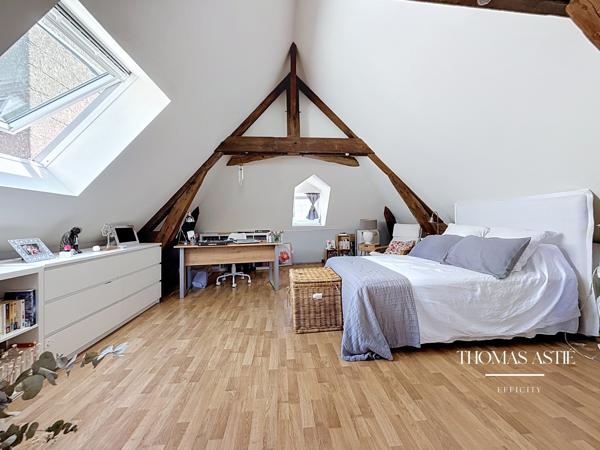 Maison
         4 pièces
        - 109 m² Exclusivité 237 000 € *