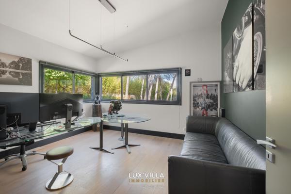 Saint-Gély-du-Fesc (34980) Villa d’architecte d’exception – Domaine privé des Vautes