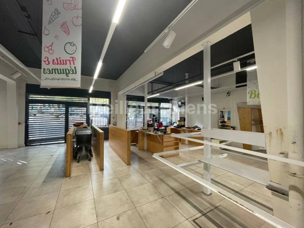 Magnifique local commercial 350 m2 haute ville