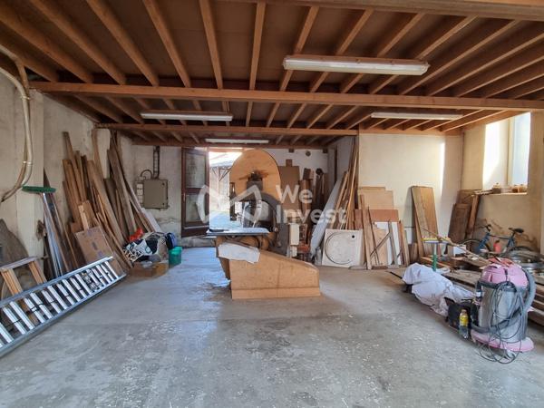 Local 79m², centre Bourg EPOISSES