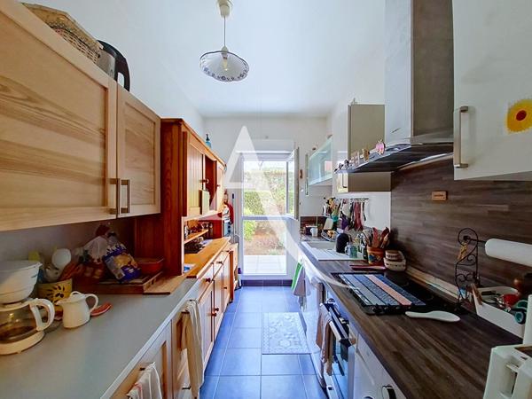 À VENDRE - MASSY ATLANTIS - APPARTEMENT FAMILIAL 5 PIÈCES 105.75m² AVEC JARDIN PRIVATIF, TERRASSE, DOUBLE STATIONNEMENT ET CAVE