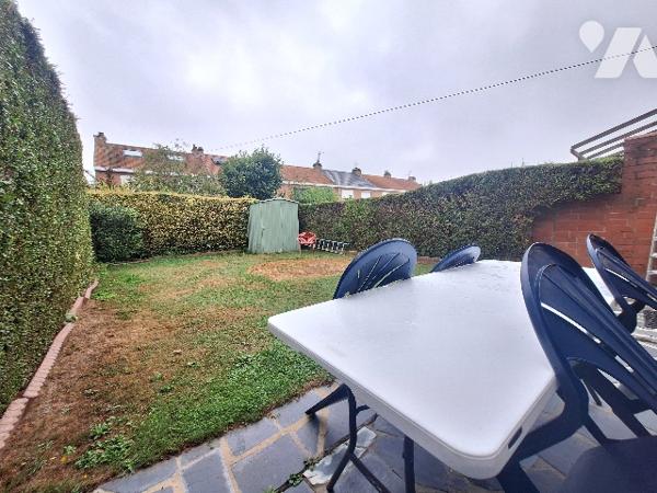 MAISON SEMI INDIVIDUELLE , JARDIN, GARAGE