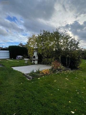 Maison de ville à louer à Beaumont-les-Autels dans l'Eure-et-Loir (28480), ref : 230601LOC