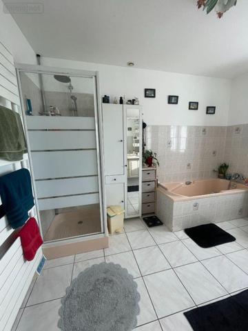 Maison de ville à louer à Beaumont-les-Autels dans l'Eure-et-Loir (28480), ref : 230601LOC