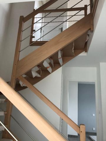 MAISON 4 CHAMBRES 111.62m2 habitables, garage attenant, jardin clos