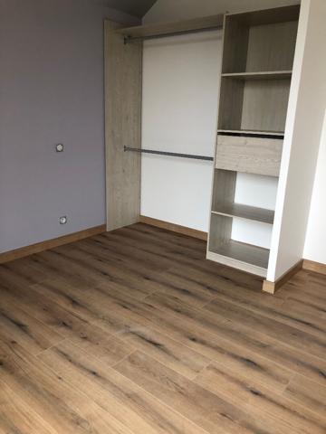 MAISON 4 CHAMBRES 111.62m2 habitables, garage attenant, jardin clos
