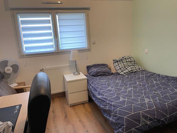 MAISON 4 CHAMBRES 111.62m2 habitables, garage attenant, jardin clos