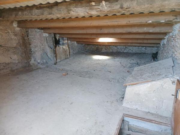 Appartement T3 + combles aménageables - Montfort sur Argens