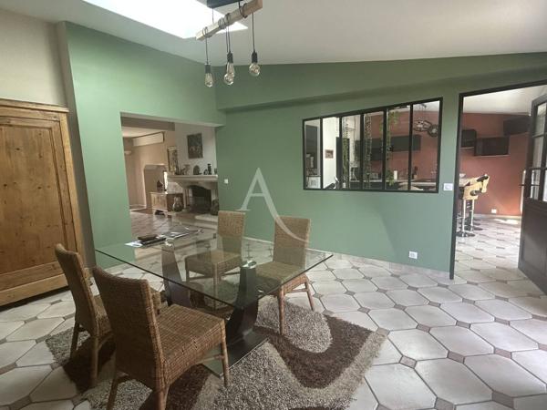 Maison Pontault Combault 7 pièce(s) 150 m2