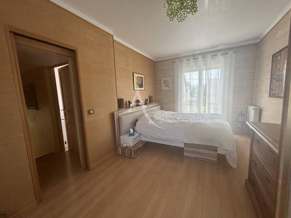 Maison Pontault Combault 7 pièce(s) 150 m2