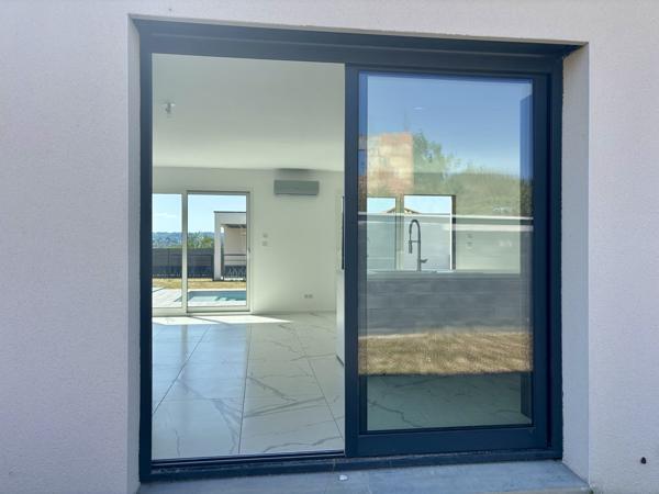 Maison contemporaine avec Piscine- quartier calme