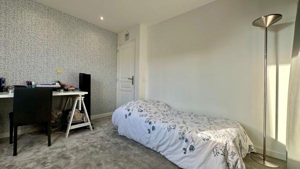 Maison rénovée 4 chambres avec extérieur végétalisé - Roubaix, secteur Place du Travail