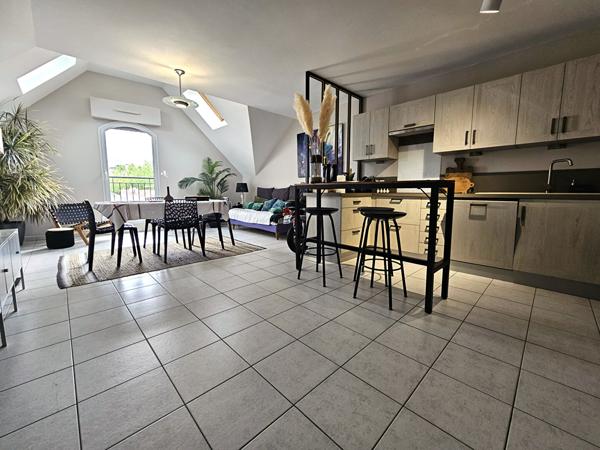 Appartement T3 75 m² traversant en plein centre-ville ! , Arcachon