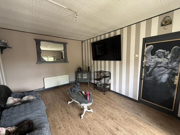 Maison semi mitoyenne - 6 pièce(s) -122 m² - ARQUES