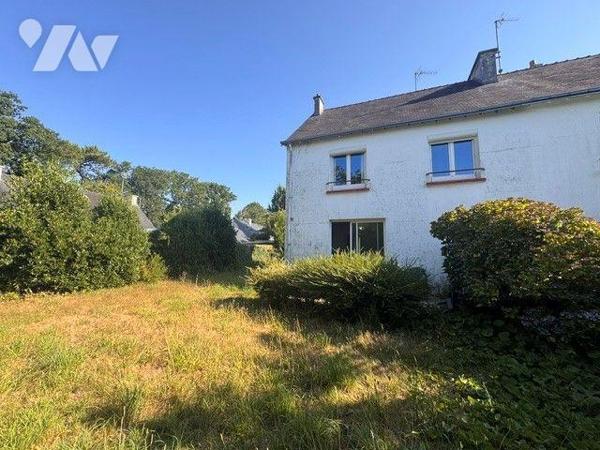 A vendre maison à MOELAN SUR MER (29)
À découvrir ! Située à proximité du bourg, dans un envir...