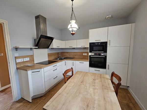 PAVILLON FAMILIAL PROCHE CENTRRE VILLE DE LA FLECHE