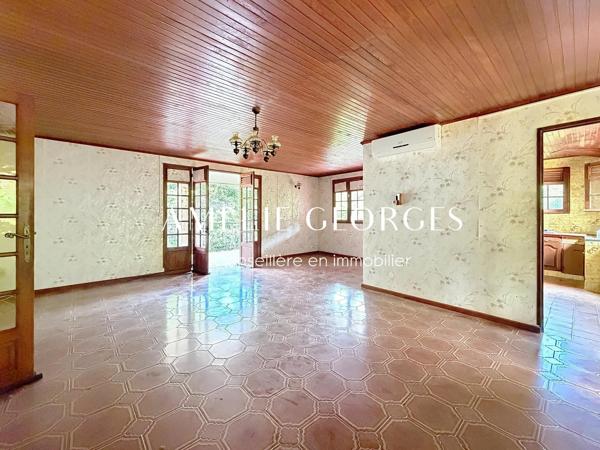 Maison T5 avec deux logements indépendants – 7 638m2 de terrain
