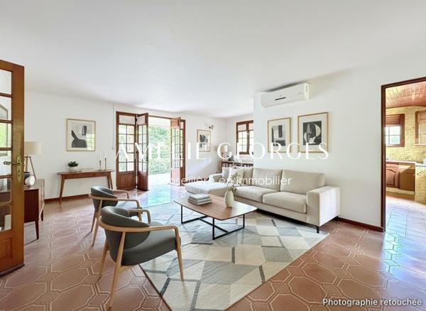 Maison T5 avec deux logements indépendants – 7 638m2 de terrain
